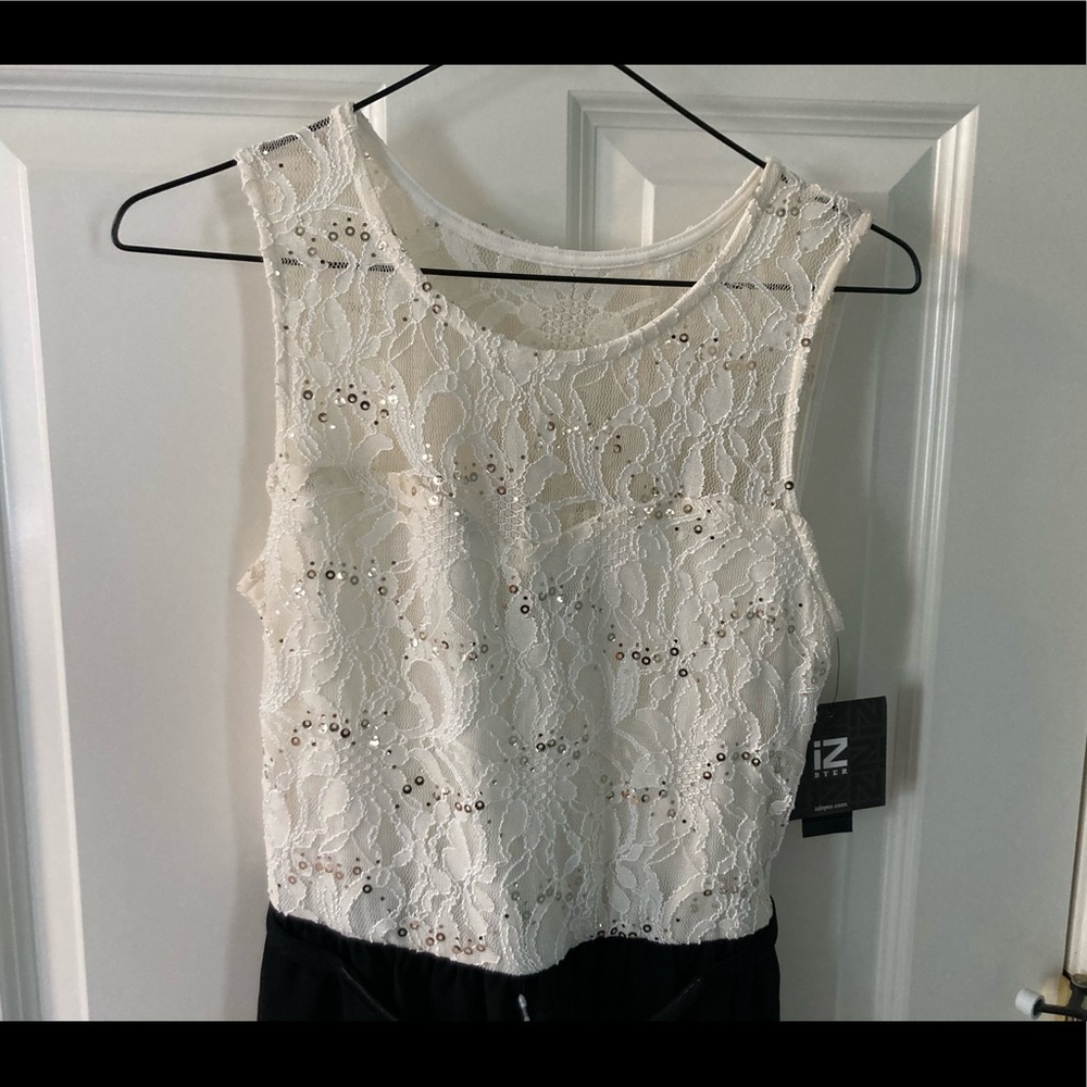NEW Iz Byer California Sleeveless Lace Top… - Picture 2 of 14